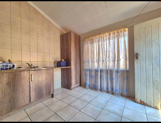 3 BEDROOM HOUSE FOR SALE IN DALVIEW
